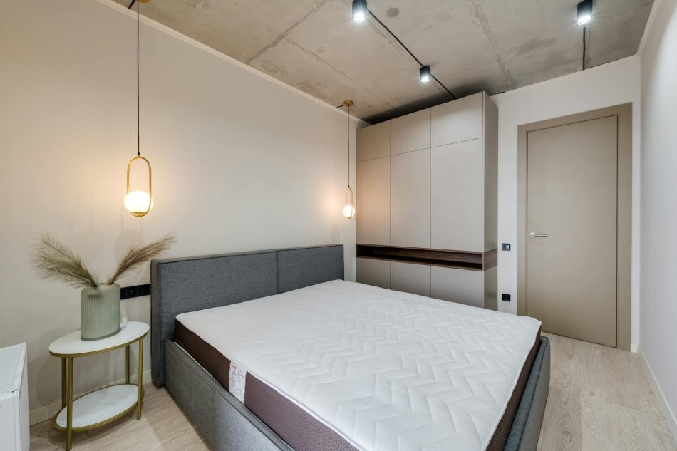 Meuble sur mesure abordable : 5 astuces concrètes pour un aménagement sans se ruiner